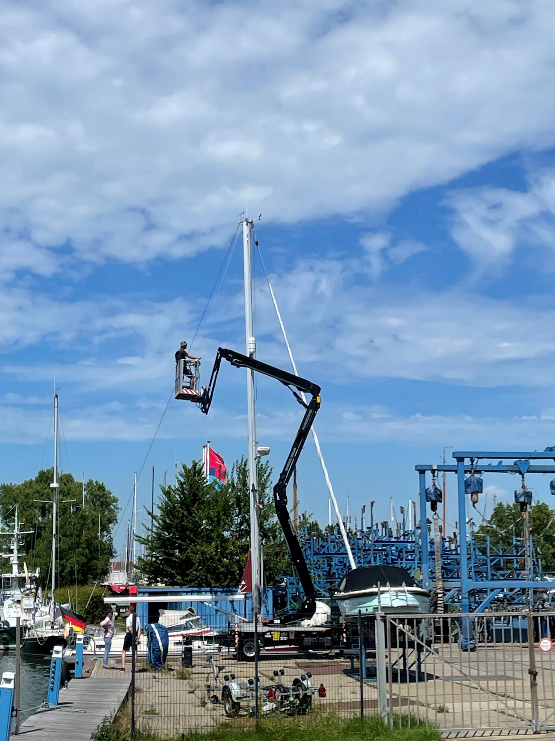 Yacht Service in Volendam 