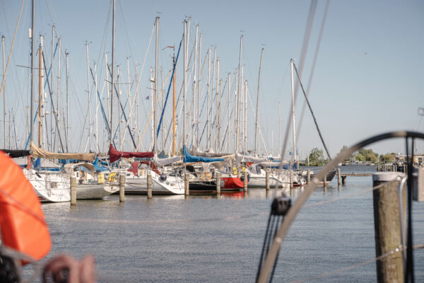 uitzicht Jachthaven Waterland